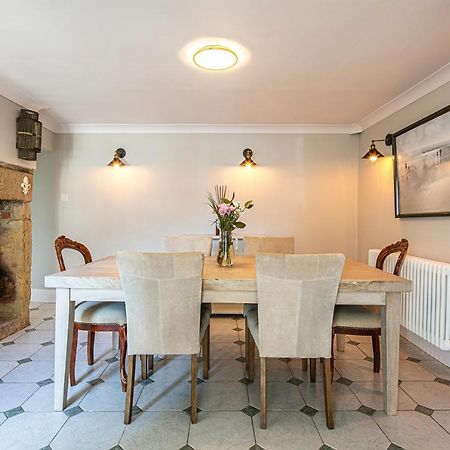 The Belle - A Lovingly Converted Grade II Listed Home From Home In เบคเวลล์ ภายนอก รูปภาพ