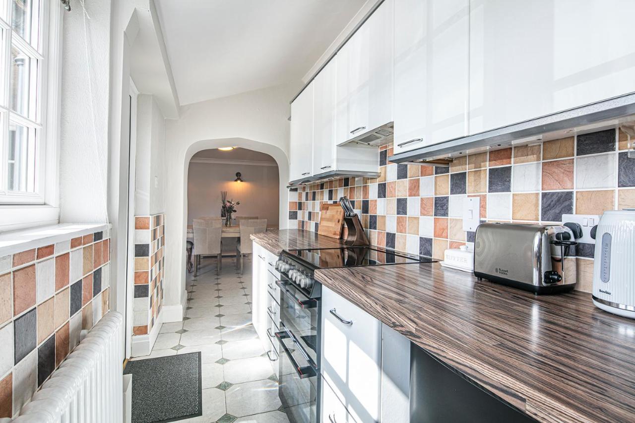 The Belle - A Lovingly Converted Grade II Listed Home From Home In เบคเวลล์ ภายนอก รูปภาพ